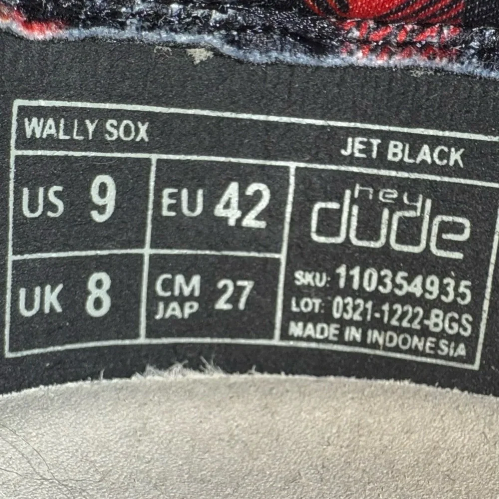 Hey Dude Wally Sox Jet Black Canvas Shoes Men’s Size 9 Women’s Size 10.5